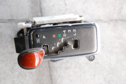 РЫЧАГ ПЕРЕКЛЮЧЕНИЯ ПЕРЕДАЧ LEXUS LS430 АВТОМАТ