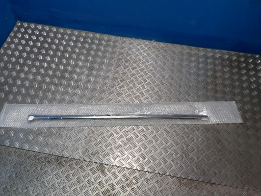 760837476B - ОБШИВКА ДВЕРЕЙ ОЗДОБЛЕННЯ СКРЕБОК TOUAREG III НОВИЙ