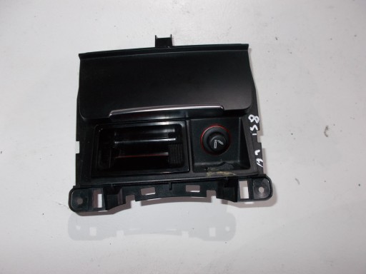 AUDI A4 B8 LIFT CENDRIER ZAPALNICZKA 2013>