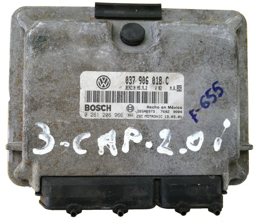 ECU VW GOLF КАБРИОЛЕТ 2.0 037906018C 0261206966 DOPIS изображение 1