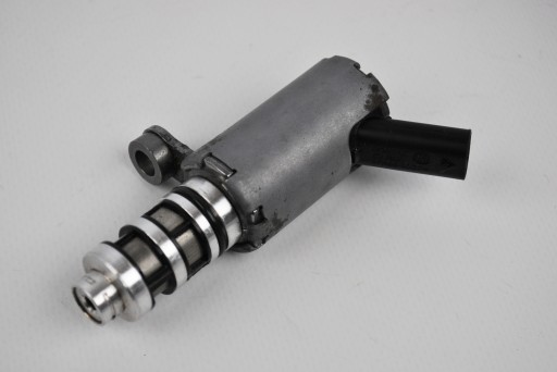 Клапан управления Audi A4 A5 A6 A7 A8 Q5 06m115393d