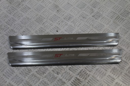 caps threshold FORD FOCUS MK3 LIFT
