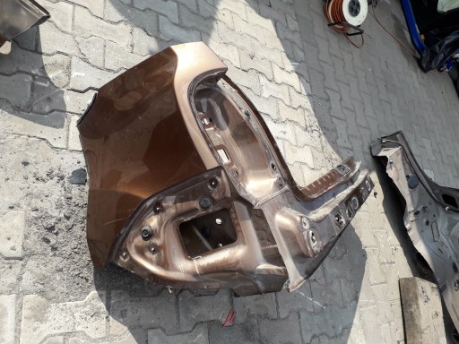 ОКУЛЯР ЛАМПИ ЛІВИЙ ЗАДНІЙ РЕМІНЬ DACIA DUSTER