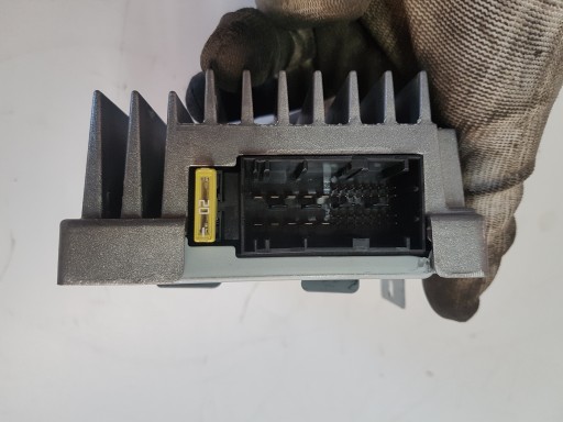 BMW 7 F01 F02 amplifier audio hifi