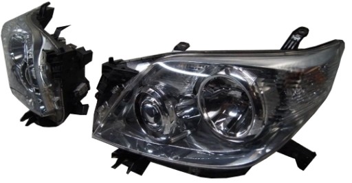81130-60E40 - Land Cruiser 150 D4D передние ксеноновые фары