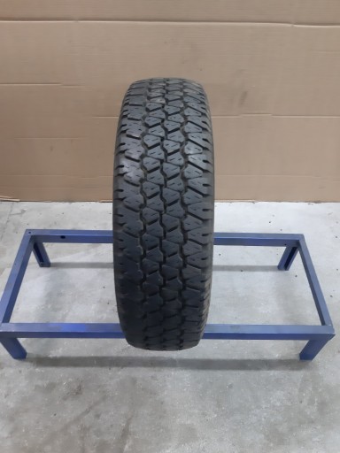 LASSA WINTUS 215/70 16 