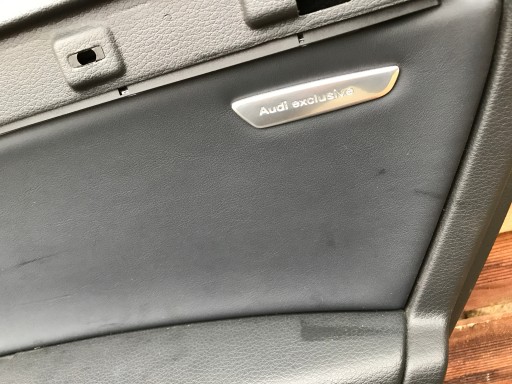 AUDI Q7 4L0 side upholstery right rear part EU 0188