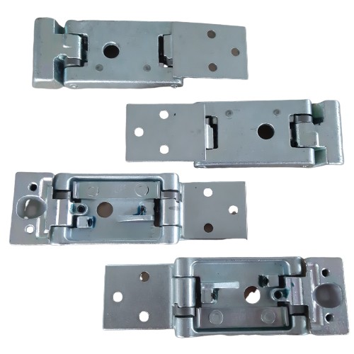 9017400837 - 1 ПЕТЛЯ ДЛЯ ЗАДНЕЙ ДВЕРИ MERCEDES SPRINTER