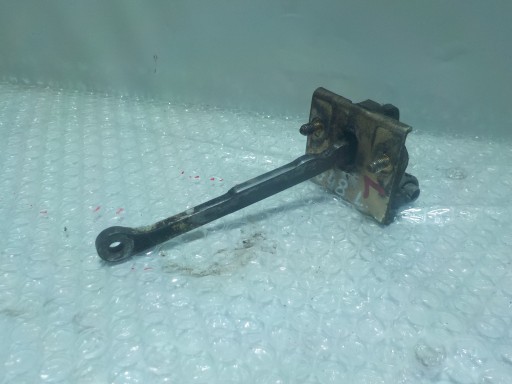 MAGNUM 440 DXI 2006R ОБМЕЖУВАЧ ДВЕРЕЙ ЛІВИЙ