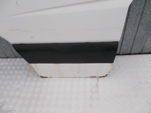 MERCEDES SPRINTER 906 dveře levý předek - řidičů OEM originál