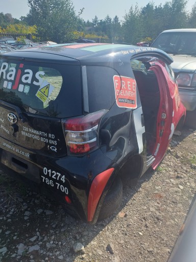 TOYOTA iQ диван задний задний подголовник