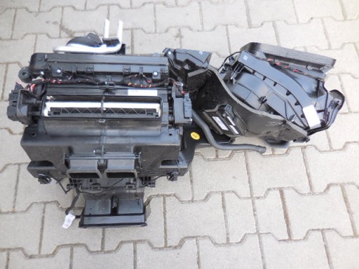 AUDI Q7 4m нагрівач 4m1820005h