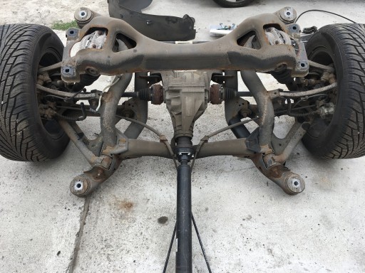 Балка задней подвески vw touareg 02-10 2.5 tdi