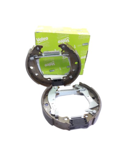 554683 - ЗАДНИЕ ТОРМОЗНЫЕ КОЛОДКИ RENAULT 18 FUEGO SOLARA