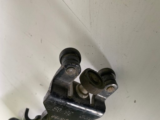 roll door of the sliding FIAT DOBLO COMBO lower