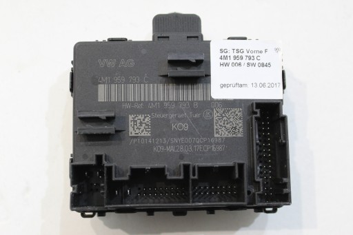 VW TOUAREG 3 III МОДУЛЬ УПРАВЛЕНИЯ ДВЕРЬЮ 4M1959792C