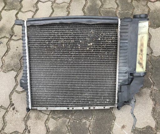 BMW Z3 CABRIO 1.9 Essence Armature Radiateur Avant
