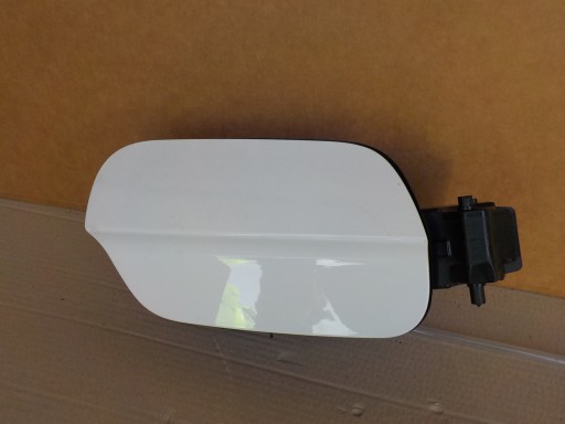 КРЫШКА ТОПЛИВНОГО БАКА VW TOUAREG III LC9A 760809857