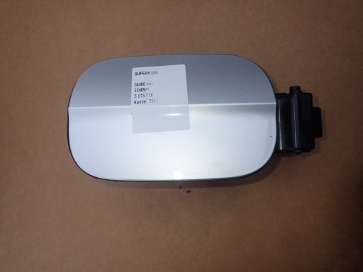 DW SUPERB L&K КРЫШКА ТОПЛИВНОГО БАКА 3V9809702B