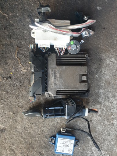 0261S01010 - КОМПЬЮТЕР IMMO ПЕРЕКЛЮЧАТЕЛЬ ALFA ROMEO 156 2.0 JTS