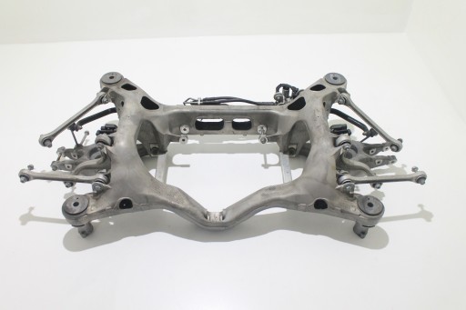 Коляска porsche panamera 970 с поперечными рычагами сзади сзади