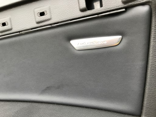 AUDI Q7 4L0 side upholstery right front EU 0183