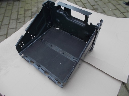 КОРПУС АККУМУЛЯТОРНОЙ БАТАРЕИ-SCANIA R S NGT