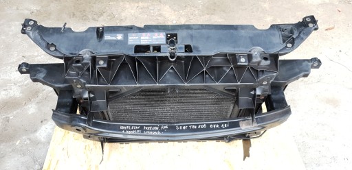 Передня панель Seat Toledo 1.6