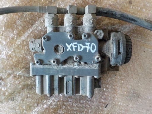 Регулировка клапана подушки ecas daf xf 95 2006 г.