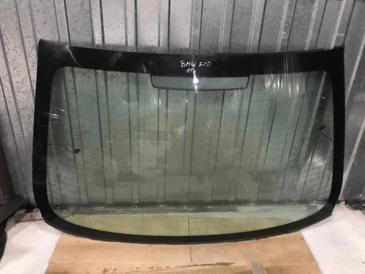 BMW 5 F10 Скло заднє кузовне