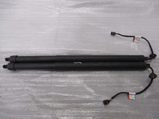 ПРИВІД ЕЛЕКТРИЧНОГО КЛАПАНА ПРАВИЙ VOLVO XC60 2018