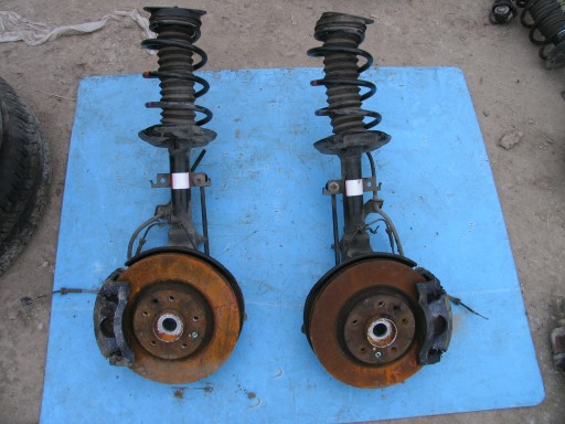 acbrajpol111 - Qashqai ii lift mcpherson dci кулак поворотний правий