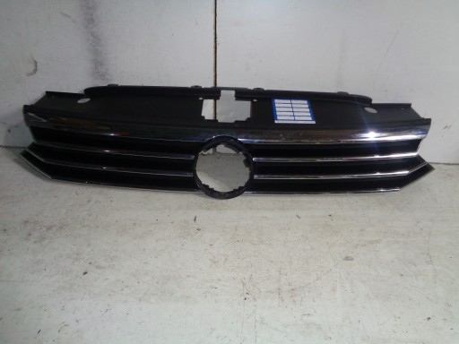 Решітка радіатора VOLKSWAGEN PASSAT B8 14R.-