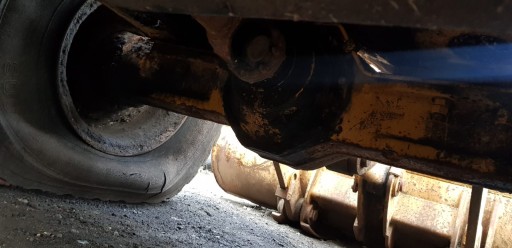 МОСТОВОЙ ШТАНГЕНЦИРКУЛЬ ПЕРЕДНИЙ AP411 / HK LIEBHERR 541KPL