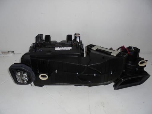 A2048300962 - MERCEDES C-Class W204 нагрівач повітродувка