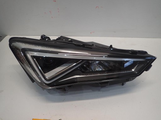 Фонарь передний правый SEAT TARRACO FULL LED