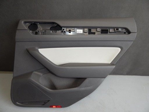 VW ARTEON DOOR TRIM RIGHT REAR 3G8867212