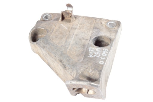 BMW E60 E61 525xi 530xi engine mount left 6769279