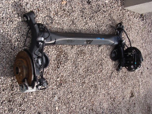 Балка заднього моста renault kadjar!!!