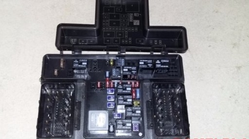 FG9T-14A067-RA - Блок запобіжників ford mondeo mk5 1.6 tdci