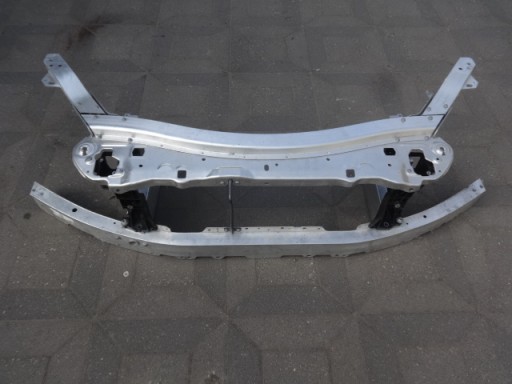 Накладка передня Mercedes E-class w213 213