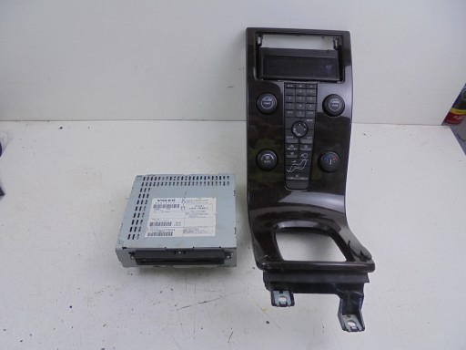 8696495 30679758 - Радіо дисплей панель 8623067 VOLVO V50 S40 II