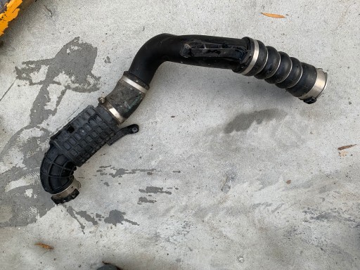 BMW F45 F48 F55 Труба інтеркулера 8577233