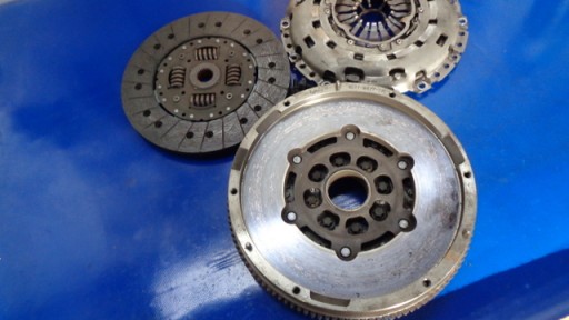 Reifen Rad Schwungrad LUK Bremsscheibe 8.0MM FORD TRANSIT MK7