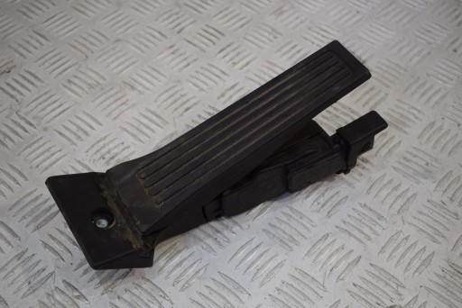 accelerator pedal SPORTAGE IV 2016 B1000