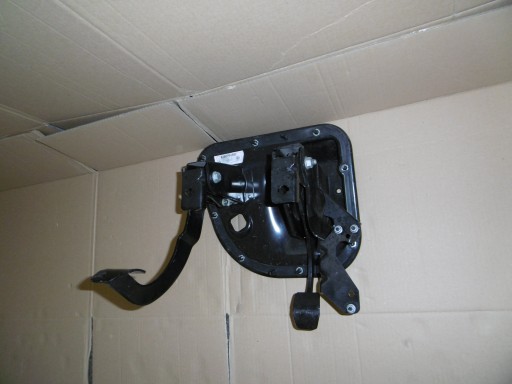 MASTER 2 MOVANO INTERSTAR 04- 2.5 holder PEDALOW