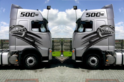 НАКЛЕЙКИ РОЗМИТИЙ ЛОГОТИП VOLVO FH 12 13 ПОЛІМЕРНА ПЛІВКА