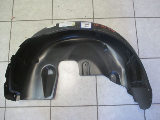 mudguard right rear. VOLVO V70 LIFT 04R->07R