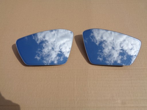 9251918001 9251914001 - ОРИГИНАЛЬНАЯ ВСТАВКА SKODA SUPERB III 3 ФОТОХРОМ ПРАВАЯ