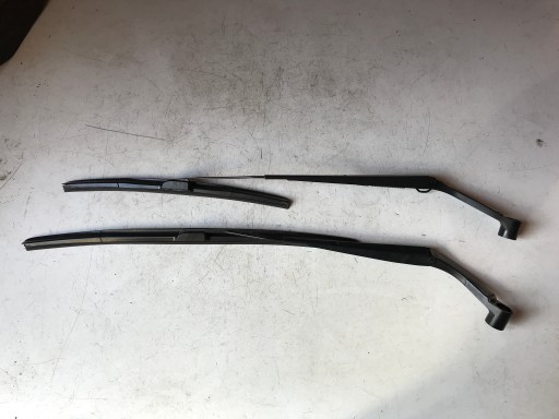 Важіль склоочисника Navara D23 NP300 Європа